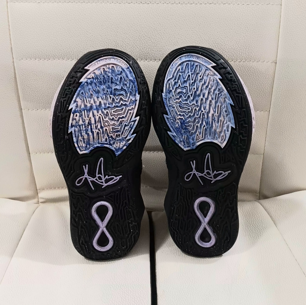 Nike Kids 11C Kyrie Infinity Black Casual Play School Everyday Shoes Unisex - Picture 9 of 9